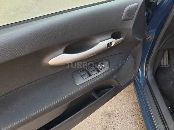 Toyota Auris 2010, 191,000 km - 1.4 l - Xırdalan