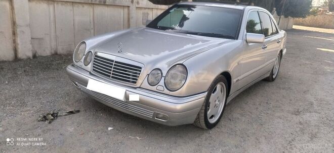 Mercedes E 240 1998, 397,000 km - 2.4 l - Bakı