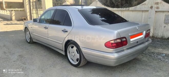 Mercedes E 240 1998, 397,000 km - 2.4 l - Bakı