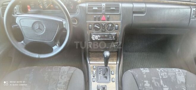 Mercedes E 240 1998, 397,000 km - 2.4 l - Bakı