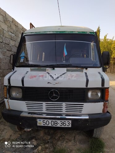 Mercedes 208 D 1993, 100,000 km - 2.3 l - Bakı