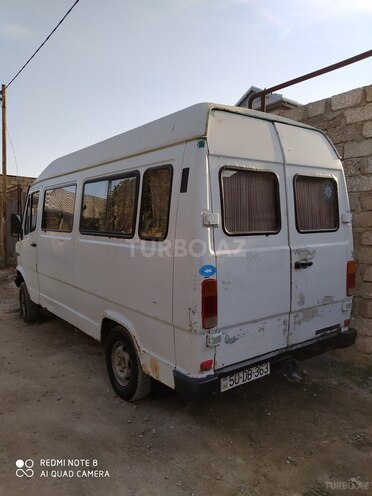 Mercedes 208 D 1993, 100,000 km - 2.3 l - Bakı