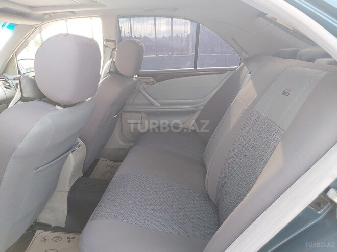 Mercedes E 240 2001, 401,000 km - 2.6 l - Bakı