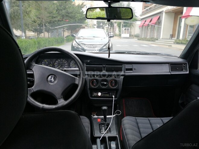 Mercedes 190 1989, 220,001 km - 2.0 l - Bakı