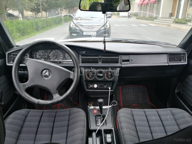 Mercedes 190 1989, 220,001 km - 2.0 l - Bakı