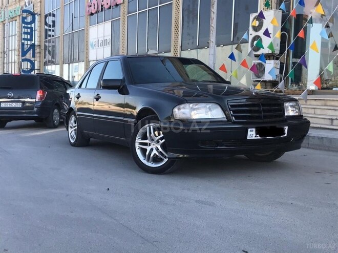 Mercedes C 180 1996, 330,000 km - 1.8 l - Gəncə
