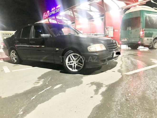 Mercedes C 180 1996, 330,000 km - 1.8 l - Gəncə