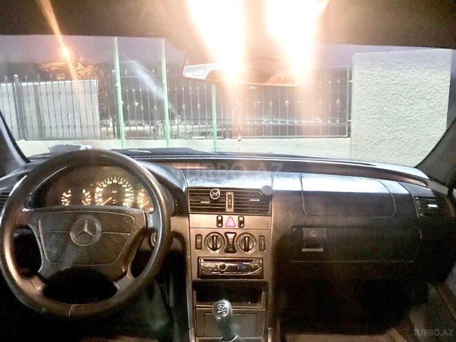Mercedes C 180 1996, 330,000 km - 1.8 l - Gəncə