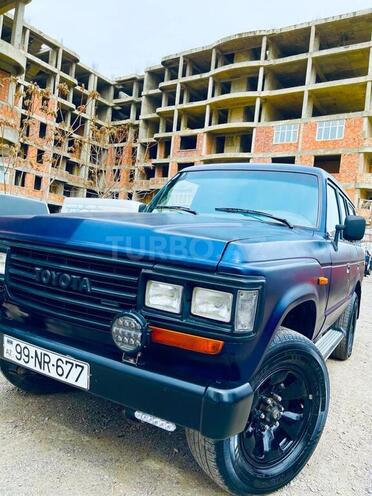 Toyota Land Cruiser 1989, 245,000 km - 4.3 l - Bakı
