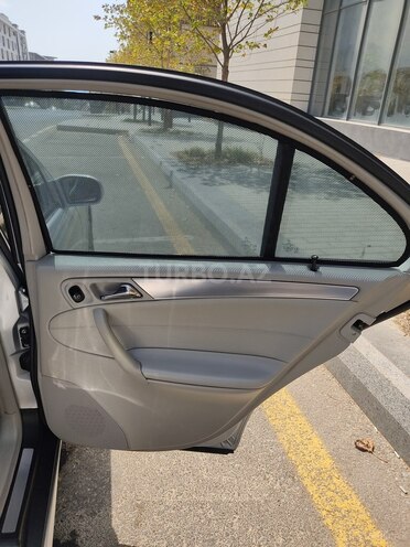 Mercedes C 230 2006, 184,000 km - 2.5 l - Bakı