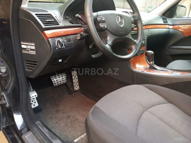 Mercedes E 220 2006, 289,000 km - 2.2 l - Bakı