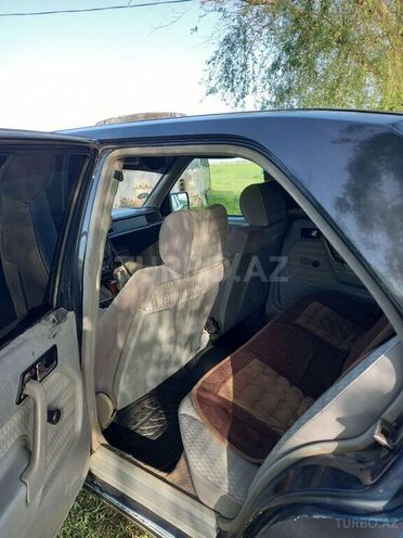Mercedes 190 1989, 254,040 km - 2.0 l - Masallı