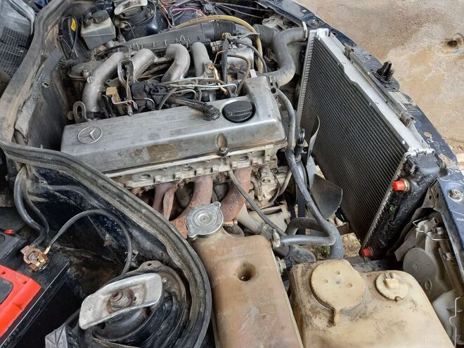 Mercedes 190 1989, 254,040 km - 2.0 l - Masallı