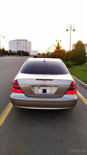Mercedes E 320 2002, 268,000 km - 3.2 л - Bakı