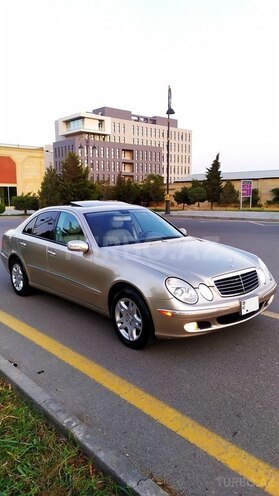 Mercedes E 320 2002, 268,000 km - 3.2 л - Bakı