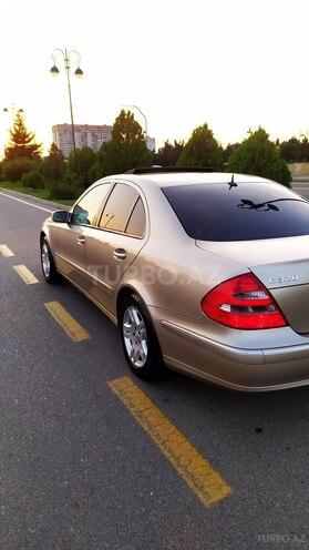 Mercedes E 320 2002, 268,000 km - 3.2 л - Bakı