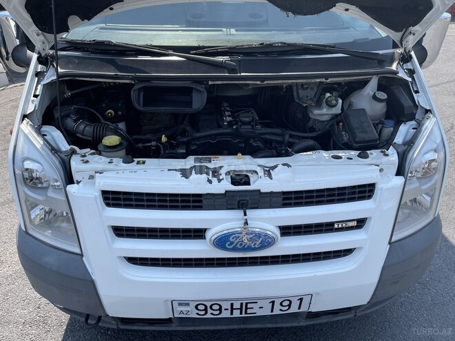 Ford Transit 2008, 143,000 km - 2.4 l - Qəbələ