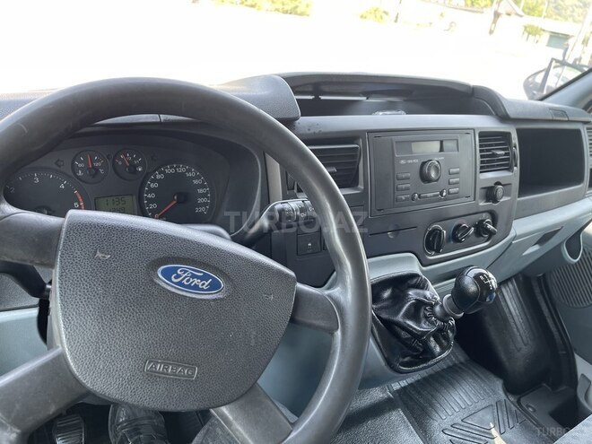 Ford Transit 2008, 143,000 km - 2.4 l - Qəbələ