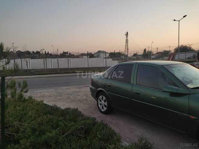 Opel Vectra 1996, 380,000 km - 1.6 l - Bakı