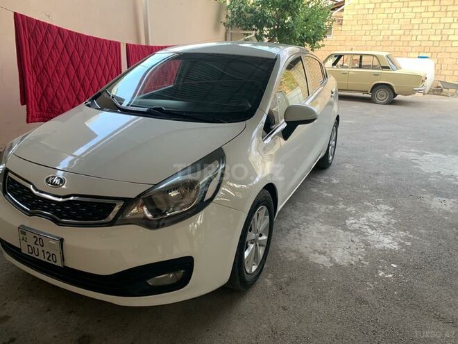 Kia Rio 2011, 198,000 km - 1.4 l - Gəncə