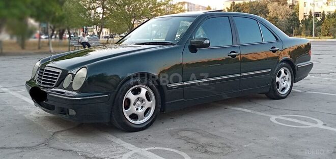 Mercedes E 240 2000, 241,000 km - 2.4 l - Sumqayıt