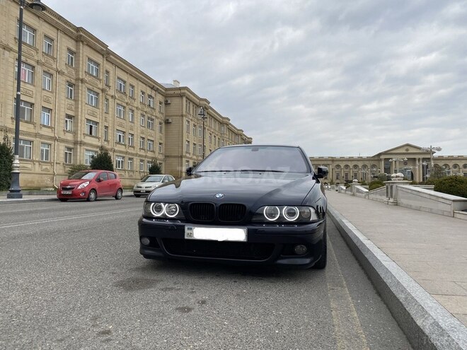 BMW 530 2001, 389,000 km - 3.0 l - Bakı