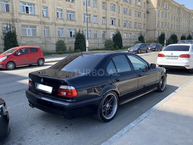 BMW 530 2001, 389,000 km - 3.0 l - Bakı