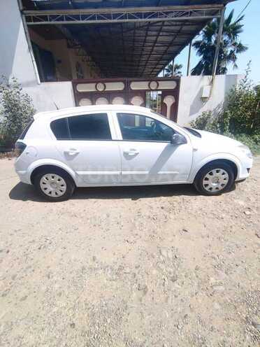 Opel Astra 2008, 318,809 km - 1.3 l - Cəlilabad
