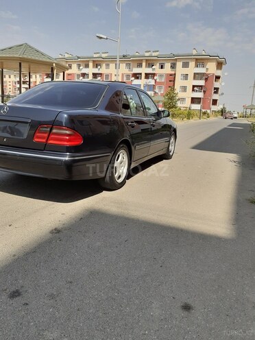 Mercedes E 220 2000, 287,854 km - 2.2 l - Tərtər