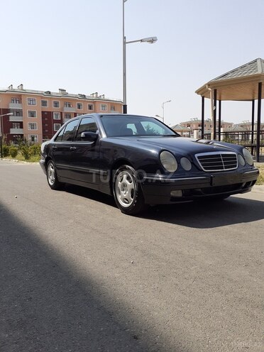 Mercedes E 220 2000, 287,854 km - 2.2 l - Tərtər