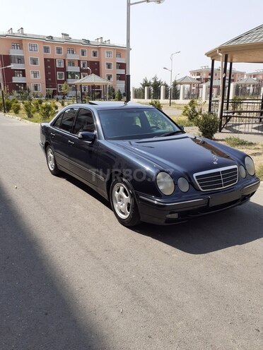 Mercedes E 220 2000, 287,854 km - 2.2 l - Tərtər