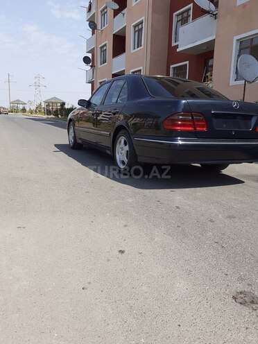 Mercedes E 220 2000, 287,854 km - 2.2 l - Tərtər