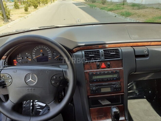 Mercedes E 220 2000, 287,854 km - 2.2 l - Tərtər