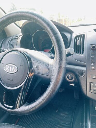 Kia Cerato 2009, 183,557 km - 1.6 l - Göygöl