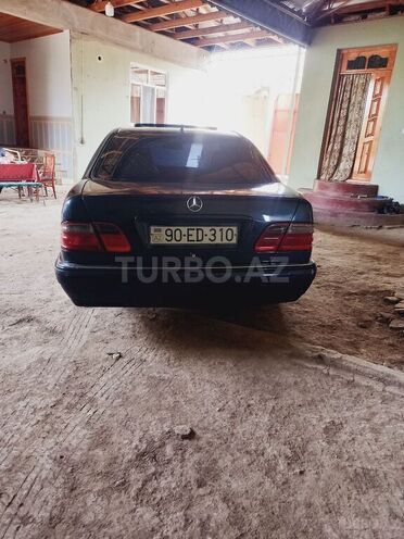 Mercedes E 230 1997, 437,852 km - 2.3 l - Ağstafa