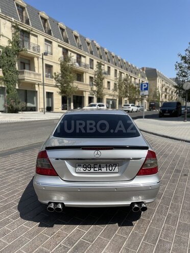 Mercedes E 240 2004, 145,000 km - 2.6 l - Bakı