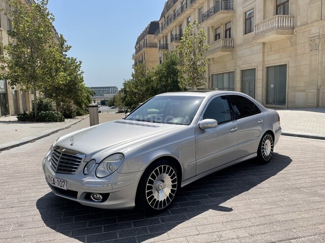 Mercedes E 240 2004, 145,000 km - 2.6 l - Bakı
