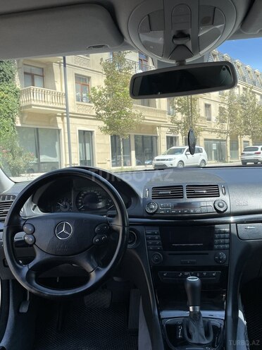 Mercedes E 240 2004, 145,000 km - 2.6 l - Bakı