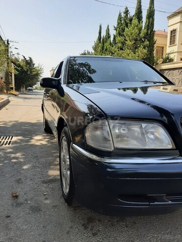 Mercedes C 220 1996, 490,000 km - 2.2 l - Bakı