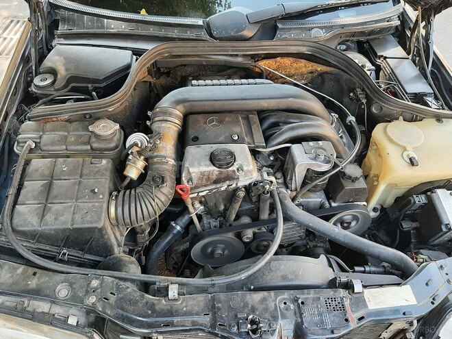 Mercedes C 220 1996, 490,000 km - 2.2 l - Bakı