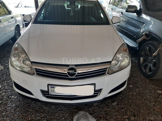 Opel Astra 2009, 170,000 km - 1.3 l - Mingəçevir
