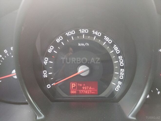 Kia Sportage 2011, 177,000 km - 2.0 l - Sumqayıt