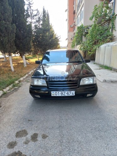 Mercedes C 180 1995, 325,632 km - 1.8 l - Bakı