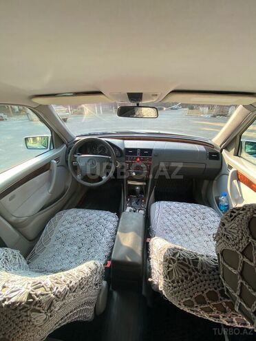 Mercedes C 240 1997, 291,700 km - 2.4 л - Sumqayıt