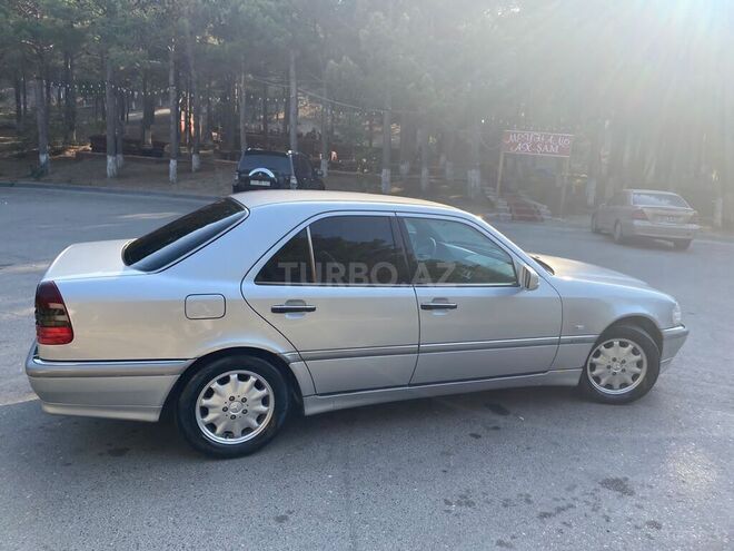 Mercedes C 240 1997, 291,700 km - 2.4 л - Sumqayıt