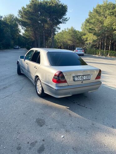Mercedes C 240 1997, 291,700 km - 2.4 л - Sumqayıt