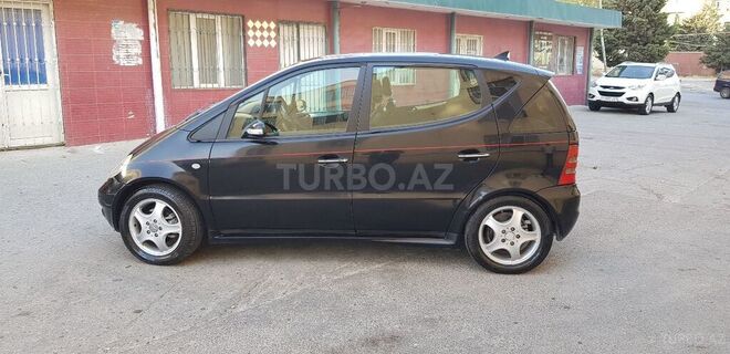 Mercedes  2003, 151,326 km - 2.0 l - Bakı