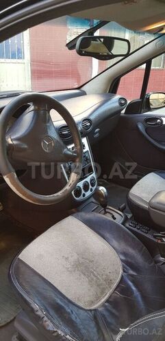 Mercedes  2003, 151,326 km - 2.0 l - Bakı