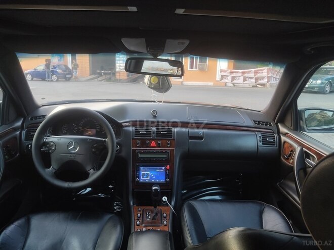 Mercedes E 280 2001, 339,087 km - 2.8 l - Göyçay