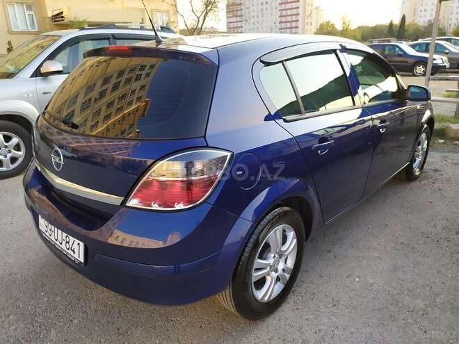 Opel Astra 2009, 121,000 km - 1.4 l - Bakı